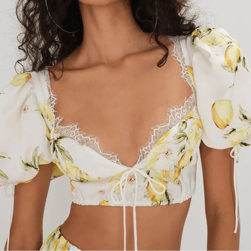 Floral Lace Trim Crop Top
